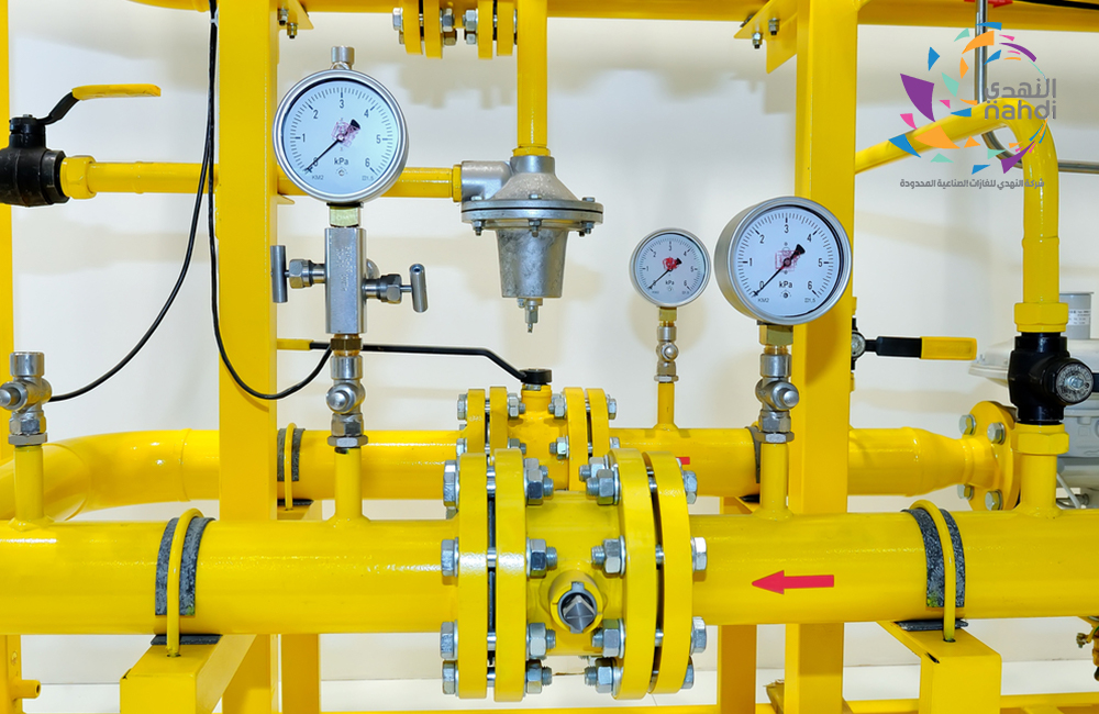 تمديد خطوط الغاز المركزي للمطاعم والفلل